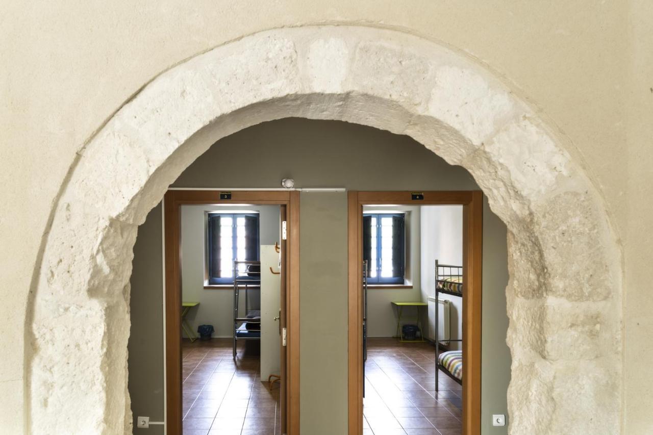 Albergue De Куэльяр Экстерьер фото