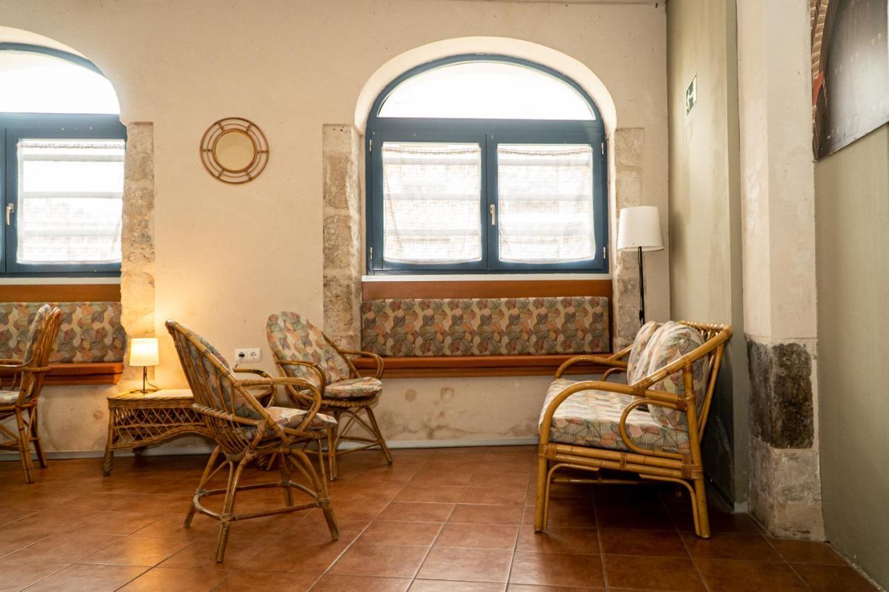 Albergue De Куэльяр Экстерьер фото