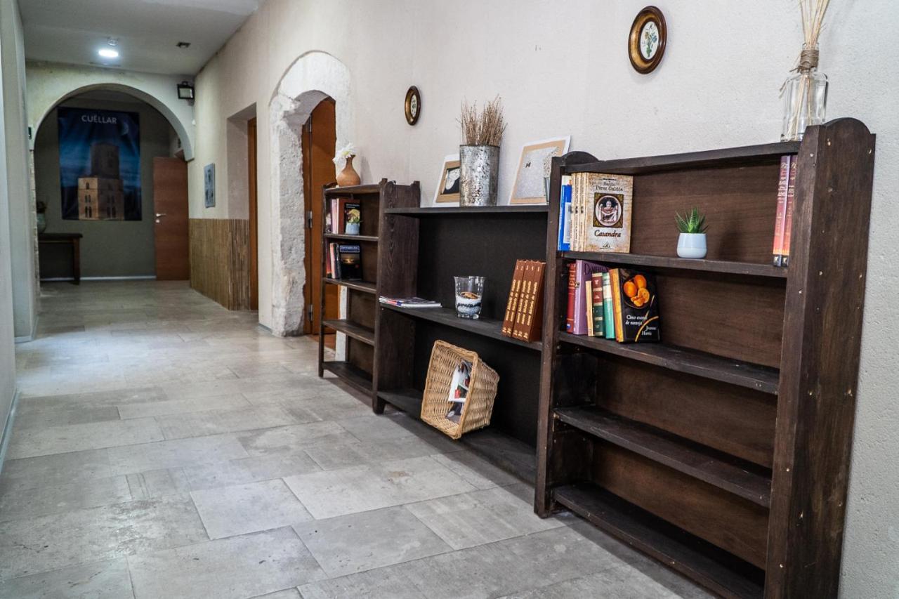 Albergue De Куэльяр Экстерьер фото